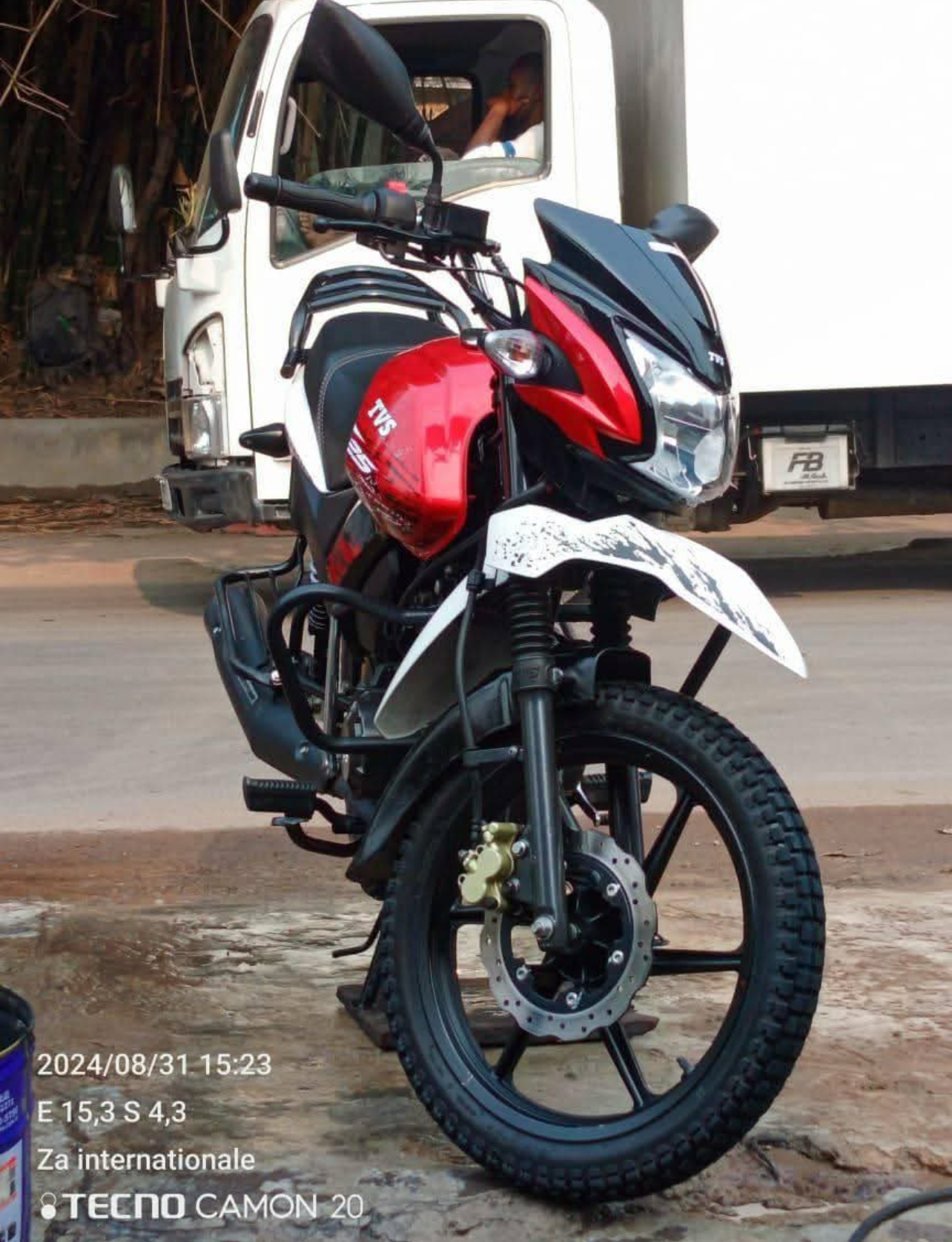 Moto TVS 150 HD