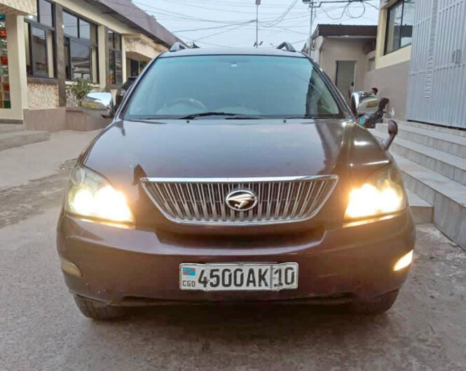 2012 Toyota Harrier Dubaï