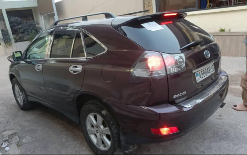 2012 Toyota Harrier Dubaï